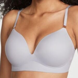 Victoria's Secret Light Gray Bra